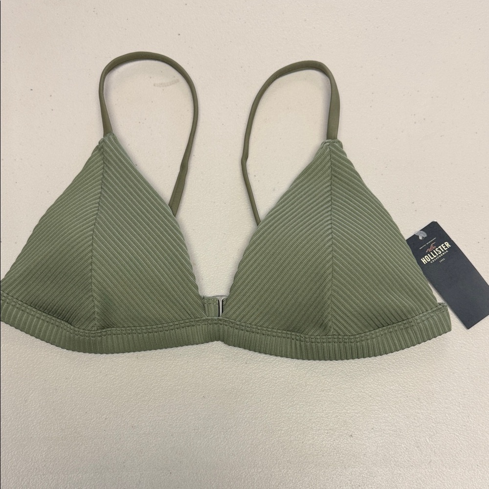 NWT Hollister Bikini Top